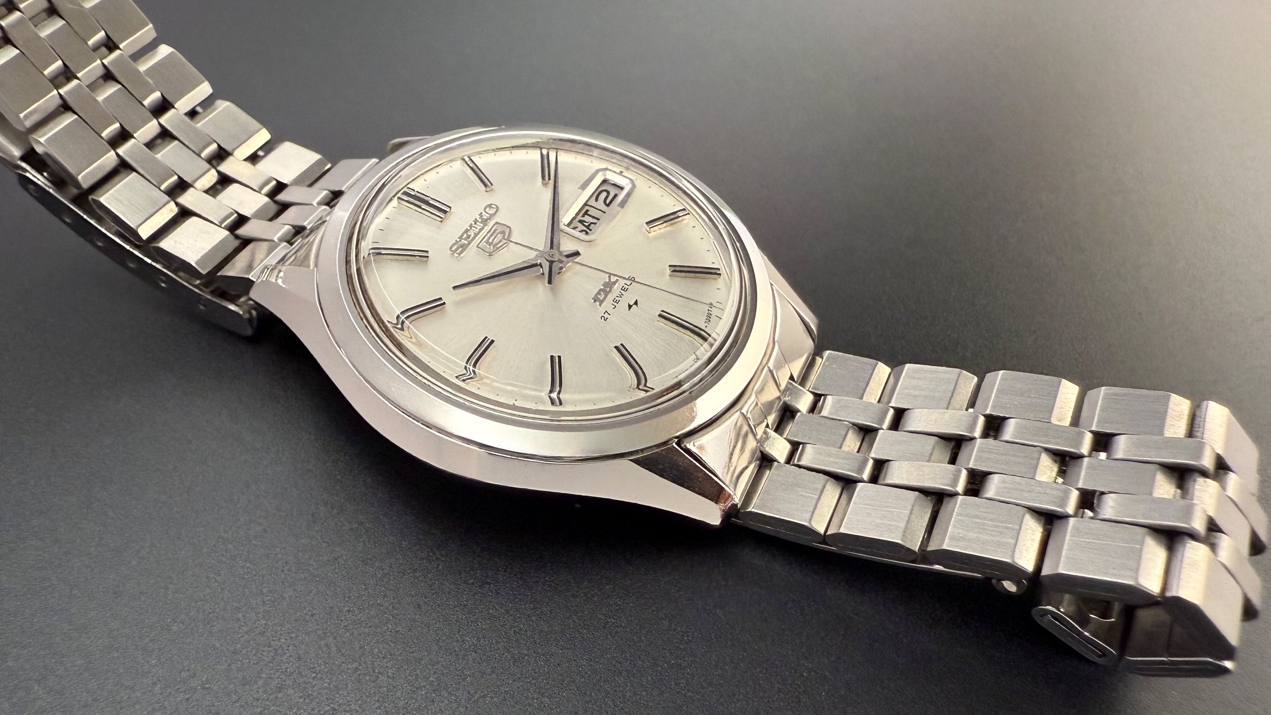Seiko 5 DX 5139A-7020 51-5D-030 — VintageSeikos.NL